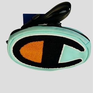 NWT Champion Shoulder Belt Bag Prime Waist Pack Light Pastel Green Fanny